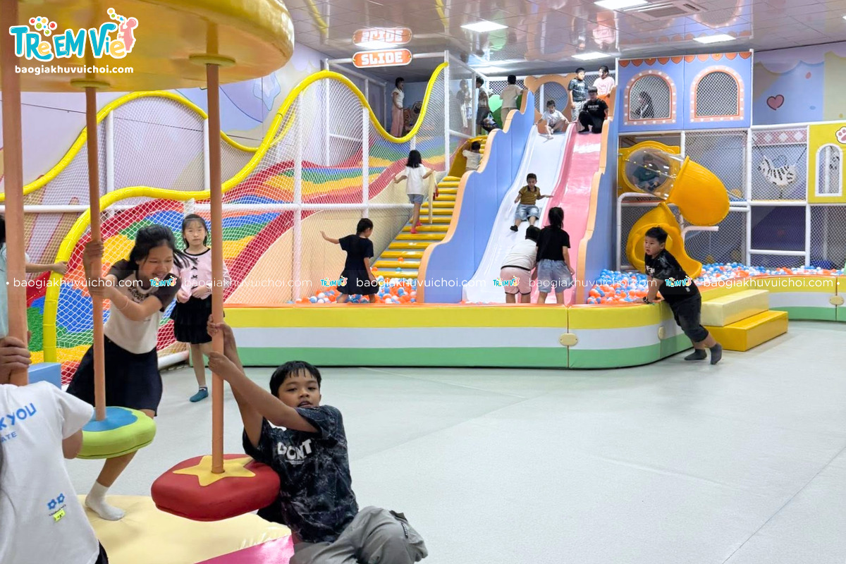 Các yếu tố quyết định thời điểm mở khu vui chơi