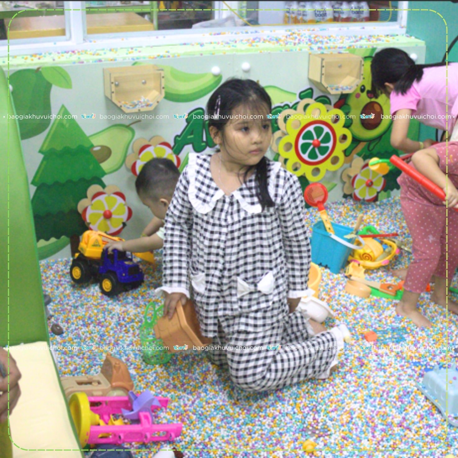 Lợi Ích Của Đồ Chơi Hồ Hạt Đối Với Trẻ Em