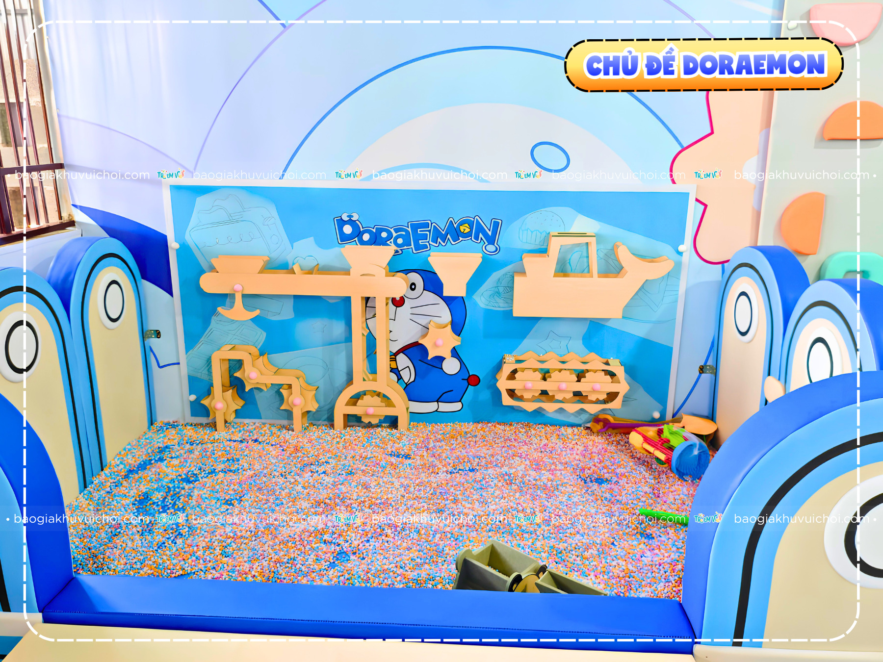Tấm tường cối xoay hồ hạt chủ đề Doraemon