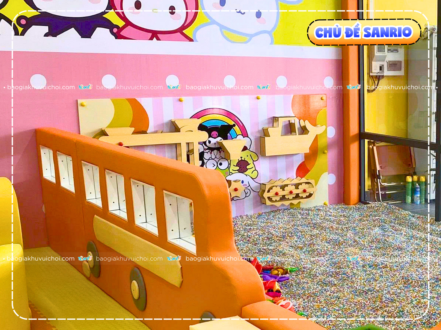 Tấm tường cối xoay hồ hạt chủ đề Sanrio