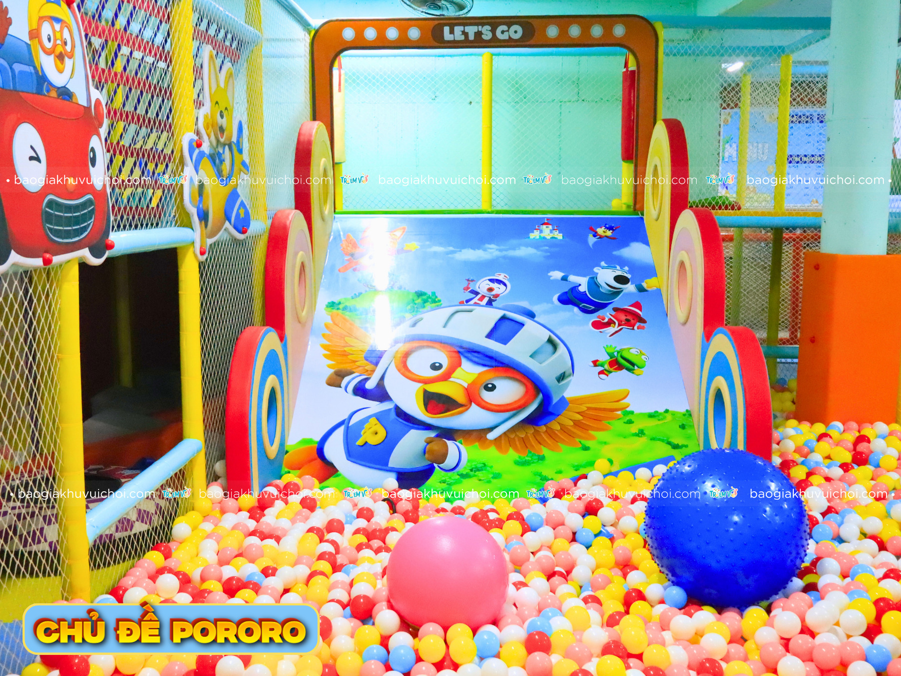 Thiết kế máng trượt làn to chủ đề Pororo