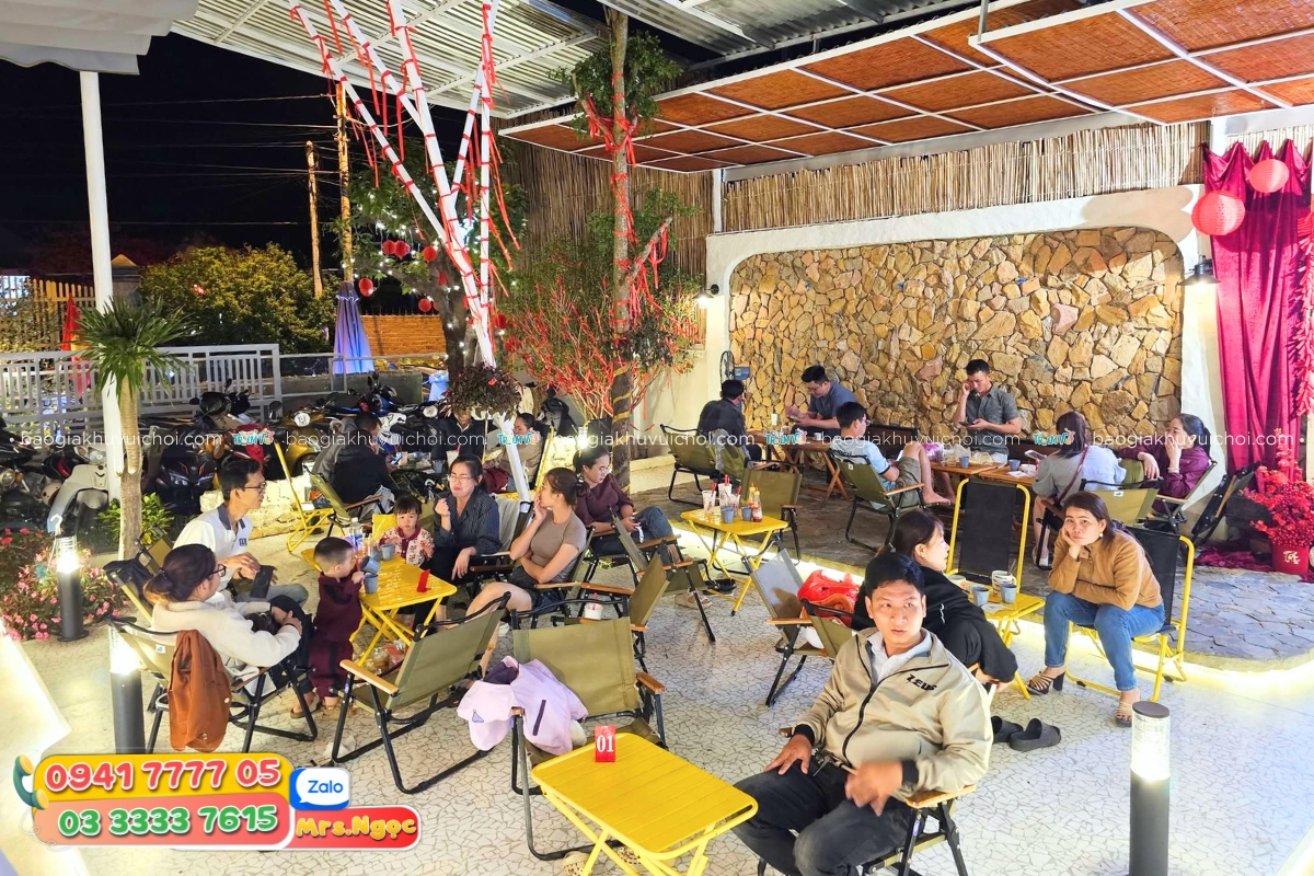 Trong Kids Cafe - phụ huynh chính là khách hàng F&B.jpg